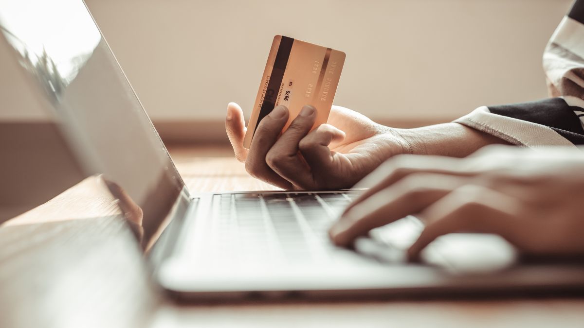 Credit Cards with AI-Personalized Benefits: A 2025 Trend in the U.S.
